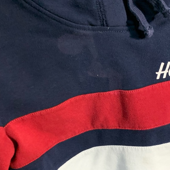 Hollister cropped rugby style hoodie - Picture 4 of 4
